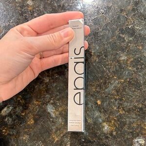 Nais Silver Eyelash Serum